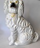 Große Staffordshire Hund Fayence Figur, ca. 1840 England. Mit dekorationen und Vergoldung. H: 35 ...