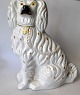 Große 
Staffordshire 
Hund Fayence 
Figur, ca. 1840 
England.