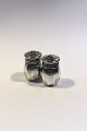 Sterling Silver 
Salt&Pepper Set 
Measures  H 3.7 
cm(1 29/64 in) 
Combined weight 
9.7 gr/0.34 oz