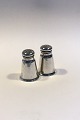 Watrous Mfg Co 
Sterling Silver 
Salt and Pepper 
Set Measures H 
4.2 cm(1 21/32 
in) Combined 
weight ...