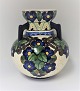 Aluminia. 
Fayence-Vase. 
Höhe 24 cm. 
Modell 838/147