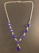 Halskette mit 
blauem Zirkonia 
im 
Diamantschliff 
im ...
