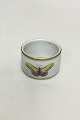 Herend Queen 
Victoria green 
Napkin Ring No 
270VBO. 
Measures 3.5 cm 
/ 1 3,8 in. x 
5.6 cm / 2 ...