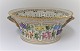 Royal 
Copenhagen. 
Flora Danica. 
Obstkorb. Model 
# 3534. ...