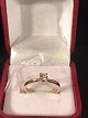 Solitaire 
Ring.Gold 18k 
750
Diamant: 0,30 
ctRing Größe: 
58Neu poliert 
und schön. 
Kontakttelefon 
...