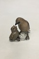 Bing & Grøndahl 
Figur af Spurv 
med unge No 
1869. Måler 15 
cm