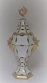 Bing & Grondahl. Vase mit deckel und ein Hahn oben. Höhe 33,5 cm. (1 Wahl)