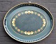 Antikes 
Metalltablett, 
19. Jahrhundert 
mit neuerer 
Blumenmalerei. 
Oval. B.: 51cm. 
L.: 64,5cm. ...
