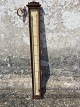 Stabbarometer mit Quecksilbersäule und Thermometer in Holzkiste. Höhe 100cm. Schöner Zustand. ...