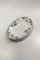 Villeroy and 
Boch 
Milla/Thistle 
Small Oval 
Dish. Measures 
19 x 28 cm (7 
31/64 x 11 1/32 
in). ...