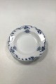 Villeroy and 
Boch 
Milla/Thistle 
Small Deep 
Plate. Measures 
24,5 cm (9 
41/64 in). 
Minor chipping, 
...