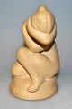 L. Hjorth 
sitzender 
nackter Frau, 
19./20. 
Bornholm, 
Dänemark. 
Entwurf: 810. 
Wurzeln. 
Glasiert. ...