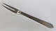 Georg Jensen. 
Silberbesteck 
(925). 
Pyramide. 
Aufschnitt 
Gabel. Länge 
14cm.