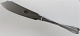 Kent. 
Silberbesteck 
(830). 
Kuchenmesser. 
Länge 28cm.