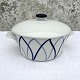 lyngby, Danild 
40, Blaue 
Flamme, Topf 
mit Deckel und 
Griffen, 19cm 
breit, 7cm 
hoch, 2. Klasse 
* ...