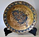 Nordafrikanische 
Tonschale, 
19./20. Mit 
blauen, gelben 
und orangen 
Glasuren. 
Durchm. 21,3cm. 
H.: ...