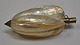 Parfümbehälter 
aus Muscheln, 
19./20. Jh. 
Länge: 10 cm.