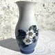 Royal 
Copenhagen, 
Vase mit 
Brombeeren # 
288/2289, 18 cm 
hoch, 9 cm 
breit, 1. 
Klasse * 
Perfekter ...