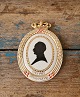 Royal 
Copenhagen 
Flora Danica 
silhouette 
Royal platte - 
King Frederik 
XIII 1843-1912
Factory ...