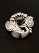 GEORG JENSEN 
sterling silver 
brooch 71 3.5 x 
3.2 design 
Georg Jensen 
item no. 494519 

Stock: 1