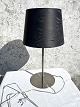 Georg Jensen, 
Kristall-
Tischlampe, 
Damastschirm, 
65 cm hoch, Nr. 
65 013260195, 
Design Vibeke 
...