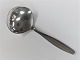 Georg Jensen. 
Silberbesteck 
(925). Cypres. 
Zuckerlöffel. 
Länge 11 cm.