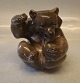 2991-1233 RC 
Bear biting its 
paw  (KK) 1928 
13 x 12 cm Knud 
Kyhn Royal 
Copenhagen In 
mint and ...