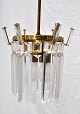 Versilberte Art 
Deco 
Deckenlampe mit 
Prismen, ca. 
1920 - 1930, 
Dänemark. 
Oberteil mit 6 
...