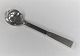 Georg Jensen. 
Silberbesteck 
(925). 
Bernadotte. 
Senflöffel mit 
Stahl. Länge 
8,6cm