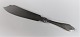Träske. 
Silberbesteck 
(830). 
Kuchenmesser. 
Länge 27 cm