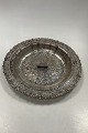 Garrard og Co 
112 Regent St 
london
Silver plate 
on copper Tray 
England
Measures 33cm 
/ 12.99 ...