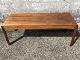 Couchtisch aus 
Palisanderfurnier.
 Dänisch 
modern. Unter 
der Platte 
befindet sich 
ein Kreis, wo 
...