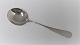 Michelsen. Ida. 
Suppenlöffel, 
rund. Entwurf: 
Ole Hagen. 
Sterling (925). 
Länge 18,1 cm.