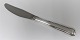 Georg Jensen. 
Sterling (925). 
Dobbeltriflet. 
Menüe Messer. 
Länge 22 cm