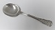 Rosenborg. 
Sterling (925). 
Michelsen. 
Servieren 
Löffel. Länge 
20 cm