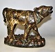 Kyhn, Knud 
(1880 - 1969) 
Dänemark: Ein 
Kalb. 
Königliches 
Kopenhagen. 
Sung-Glasur, 
no. 21736. ...