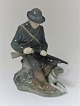 Königliches 
Kopenhagen. 
Porzellanfigur. 
Jäger. Modell 
1087. Höhe 21 
cm. (1 Wahl)