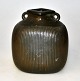 Just Andersen Vase, D 2317, Disco-Metall, Dänemark des 20. Jahrhunderts. Gestempelt. Höhe: 8,5 cm.