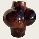 Knabstrup, Vase in organischer Form, braune Glasur, 13cm hoch, 13cm breit *Guter Zustand*
