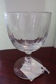 Antik 
"Tønde"-glas 
mit Olivemuster
Um 1895
In gutem 
Zustand
Lagerbestand: 
1 stk
Varennr.: ...