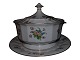 Royal 
Copenhagen 
Bellis & 
Coltsfoot on 
Angular shape, 
large soup 
tureen with 
matching ...