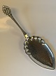 Sandwich shovel 
Silver
Produced in 
1919
Chr F Heise
Length 27.6 cm 
approx
Nice and well 
...