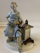 Skomager figur 
Stemplet 
Germany nr 9852
Højde 19,5 cm 
ca
Pæn og 
velholdt stand