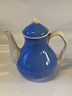 Faience coffee 
pot
German frame
Height Approx  
22.5 cm 
Nice and well 
maintained 
condition