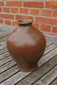 Dänische Keramik und Steingut von Michael Andersen Keramik, Bornholm.Mollige Vase aus Steingut ...