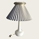 Holmegaard, Le 
Klint, Hvid 
bordlampe, 
Model 311, 48cm 
høj (Incl 
fatning), 14cm 
i diameter, ...