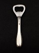 Evald Nielsen 
sterling silver 
bottle opener 
L. 13 cm. Item 
No. 528192