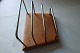 Vintage / retro 
Briefablage aus 
Holz und Metal
L: um 11cm
In gutem 
Zustand
Warennr. L1006