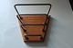 Vintage / retro 
Briefablage aus 
Holz und Metal
L: um 11cm
In gutem 
Zustand
Warennr. 
4-5149