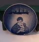 This plate was 
produced in 
1987  to 
celebrate the 
historic union 
of Denmark's 
porcelain 
houses ...